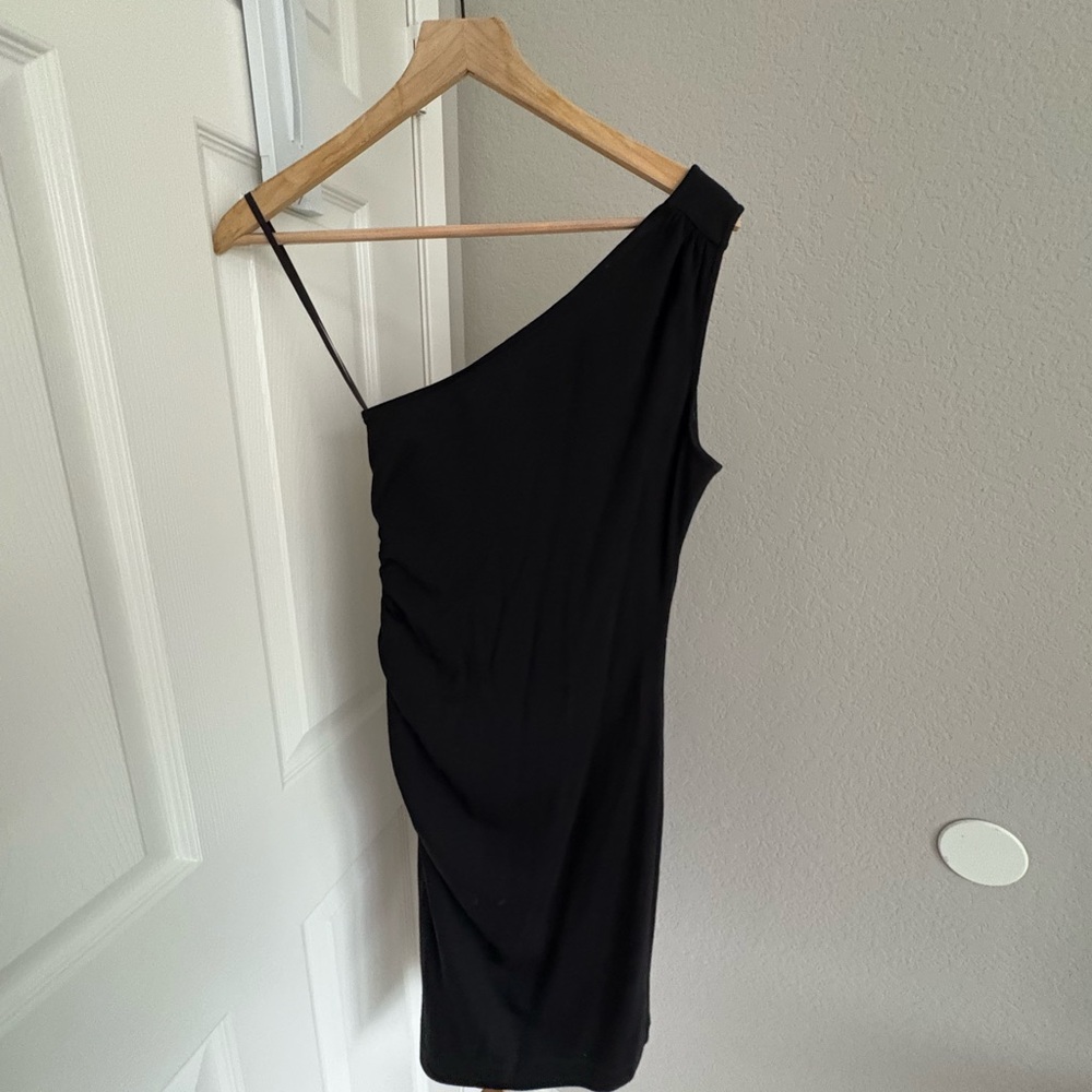 Elegant Black One-Shoulder Dress
